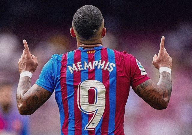 Memphis Depay buteur avec le FC Barcelone