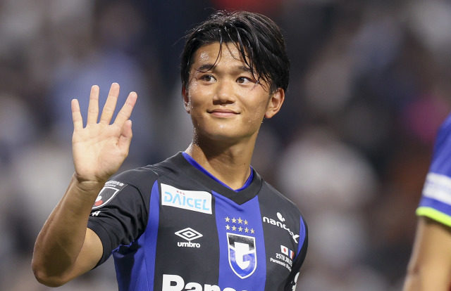 Jinro Nakamura sous les couleurs du Gamba Osaka lors du match face au PSG