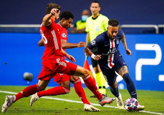 Neymar au duel avec Leon Goretzka et Serge Gnabry
