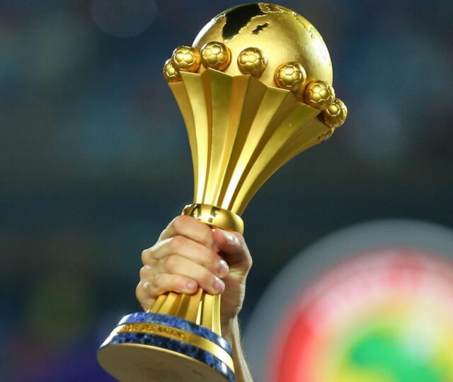 Le trophée de la Coupe d'Afrique des Nations (HZK-LGDC)